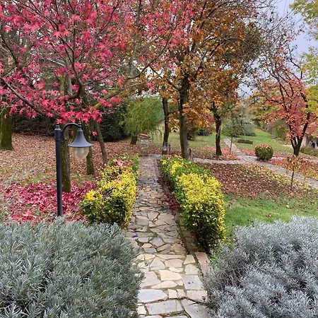 Miravista Villa *